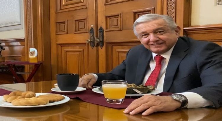 Biden deja sin desayuno a AMLO