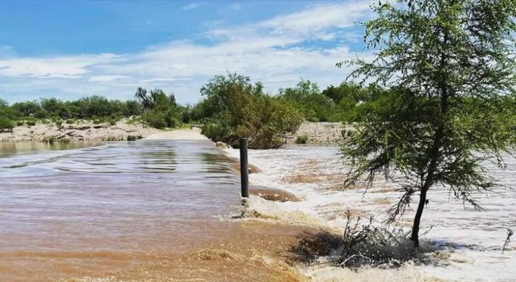 Llaman a extremar precauciones por crecida de arroyos y ríos en Álamos