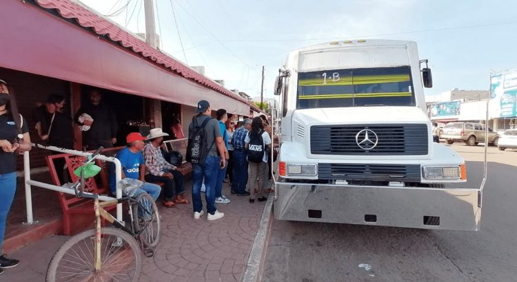 Falla transporte público de Navojoa en regreso a clases