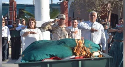 incineran Bandera de México en Navojoa