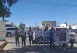 Realizan madres y familiares de personas desaparecidas de Altar, Sonora bloqueo en la carretera internacional