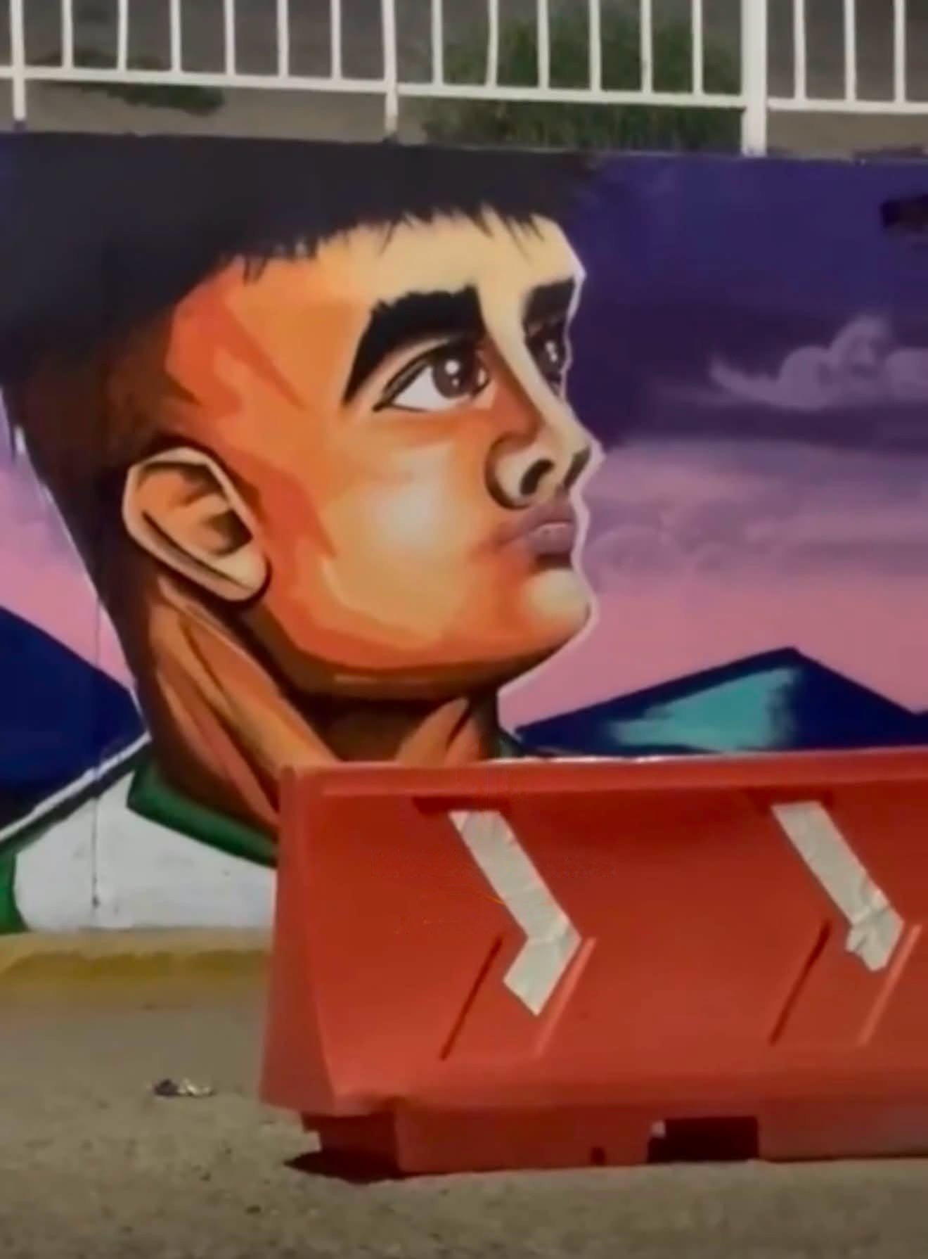 Pintan mural en honor al futbolista Johan Vásquez en Navojoa