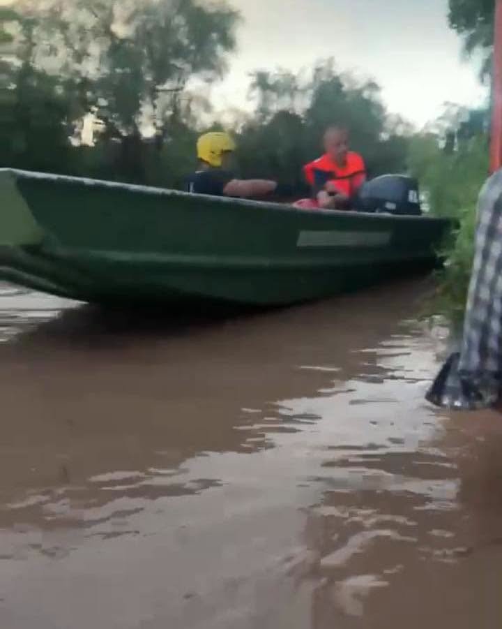Tesia y Rosales en Navojoa quedaron bajo el agua tras el paso de “Polo”
